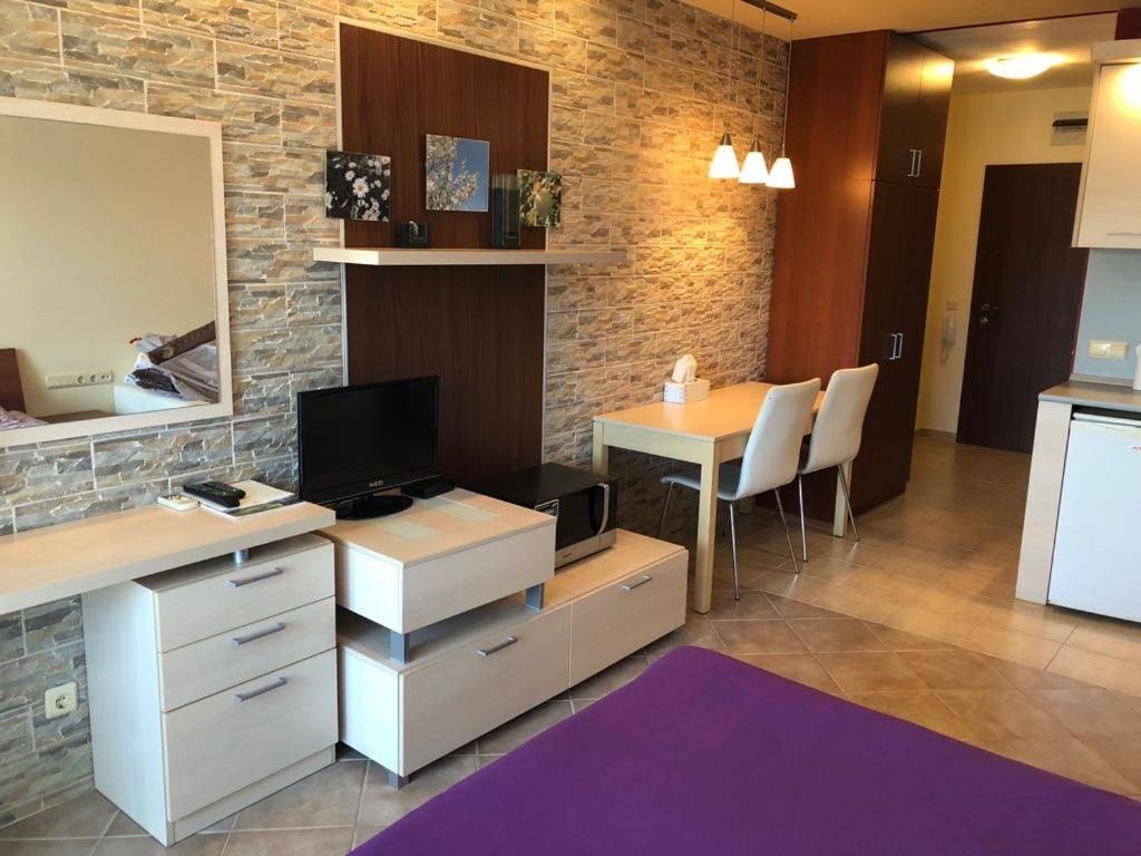Apartments In Green Life Complex - 1 Bedroom And Studio ソゾポル エクステリア 写真
